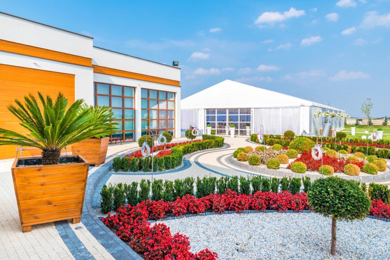 Łaszków Hotel Kristoff מראה חיצוני תמונה