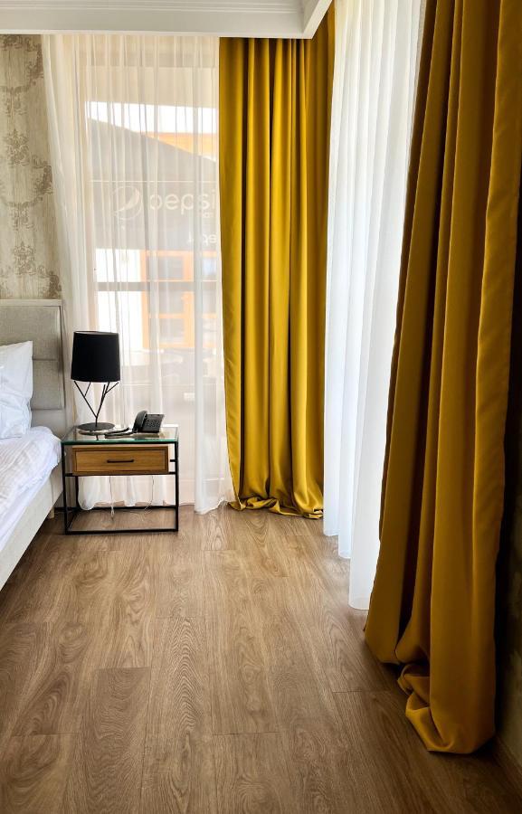 Łaszków Hotel Kristoff מראה חיצוני תמונה