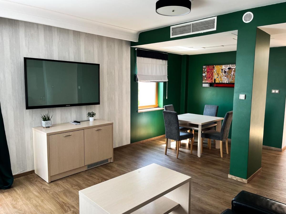 Łaszków Hotel Kristoff מראה חיצוני תמונה