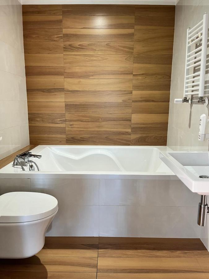 Łaszków Hotel Kristoff מראה חיצוני תמונה